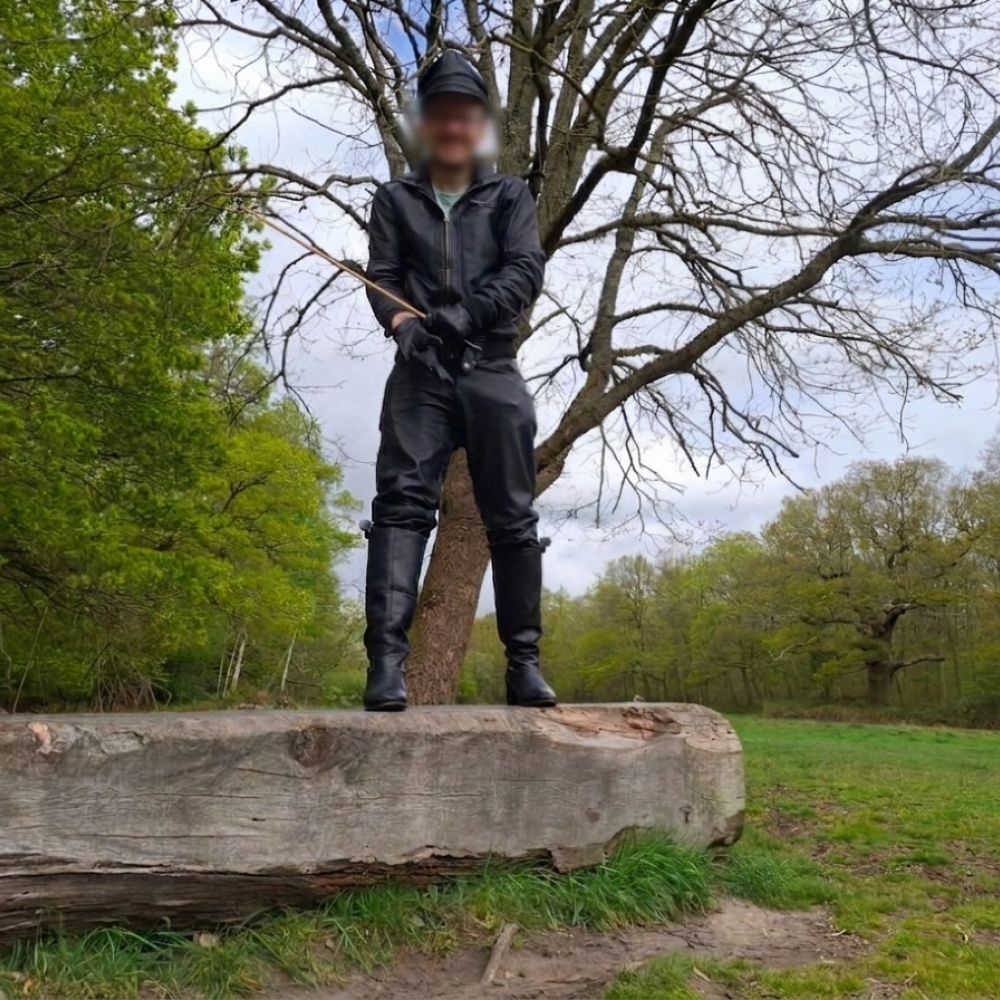 MasterDan  Male Dominatrix 