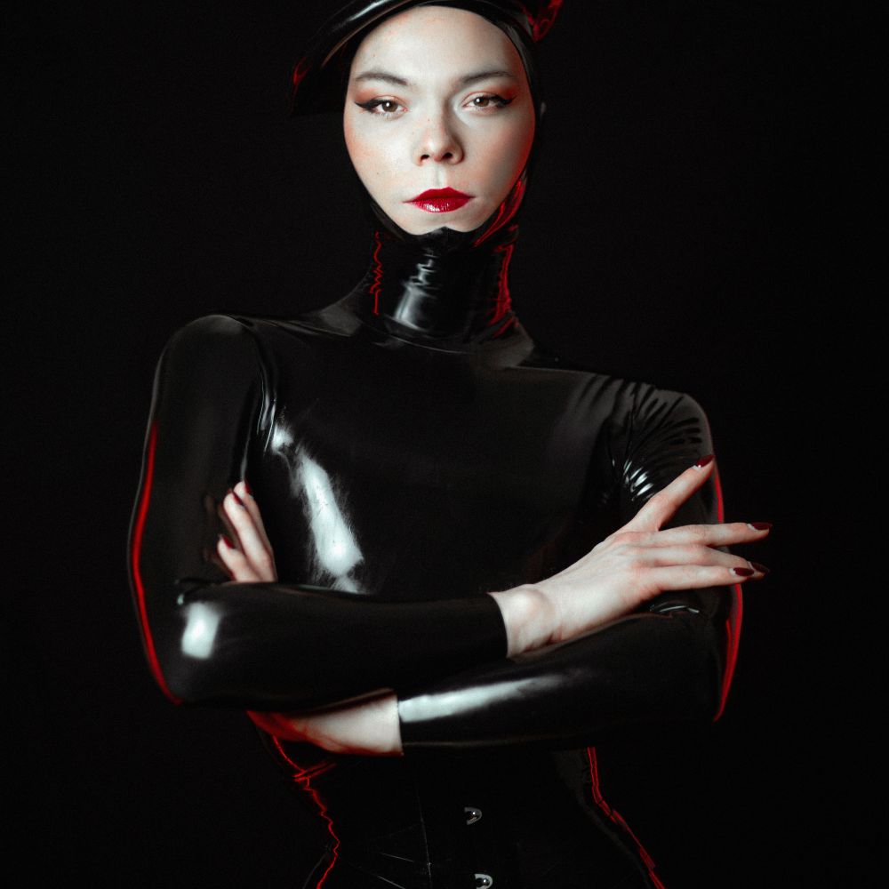 AKASH International Mistress